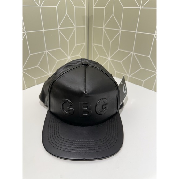 GUESS Leather Baseball hat cap With‎ Black Letters - NWT - Picture 1 of 6